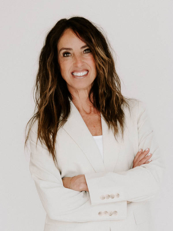 Tina Jarosinski - Cookeville Real Estate Agent